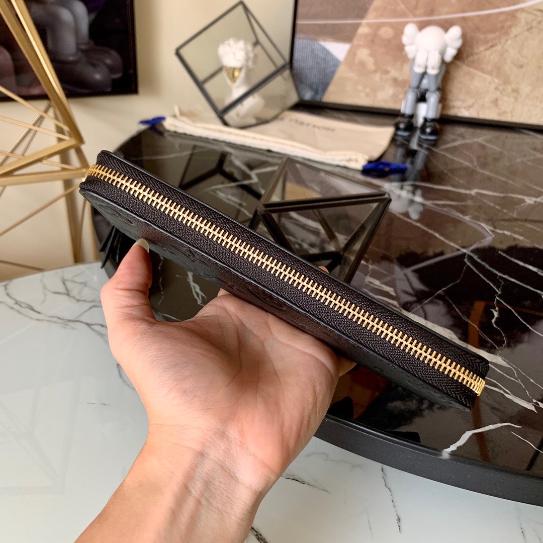LOUIV Wallet M60171