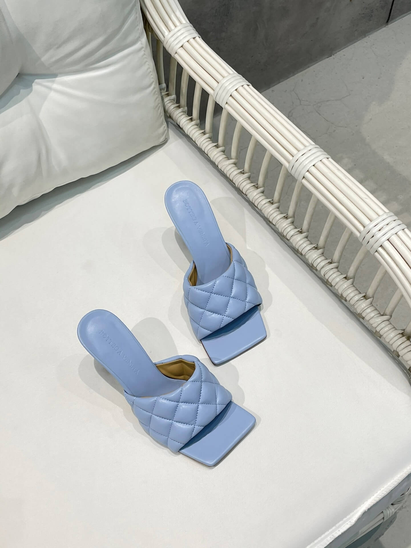 BV Heels
