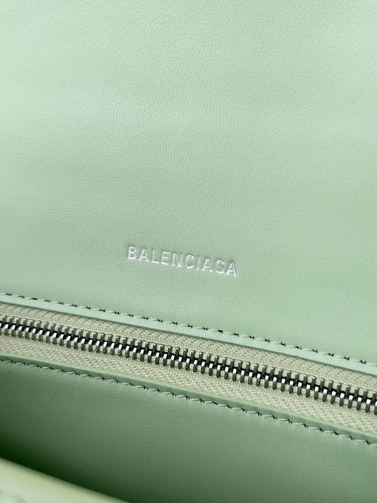 BALEN Hourglass Small