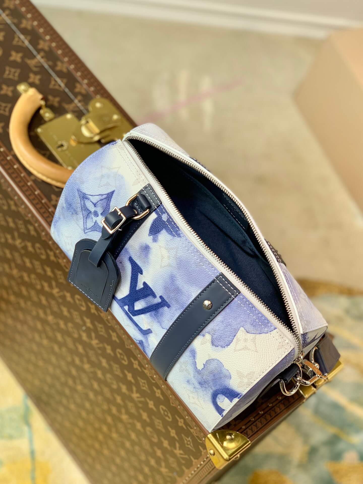 LOUIV City Keepall