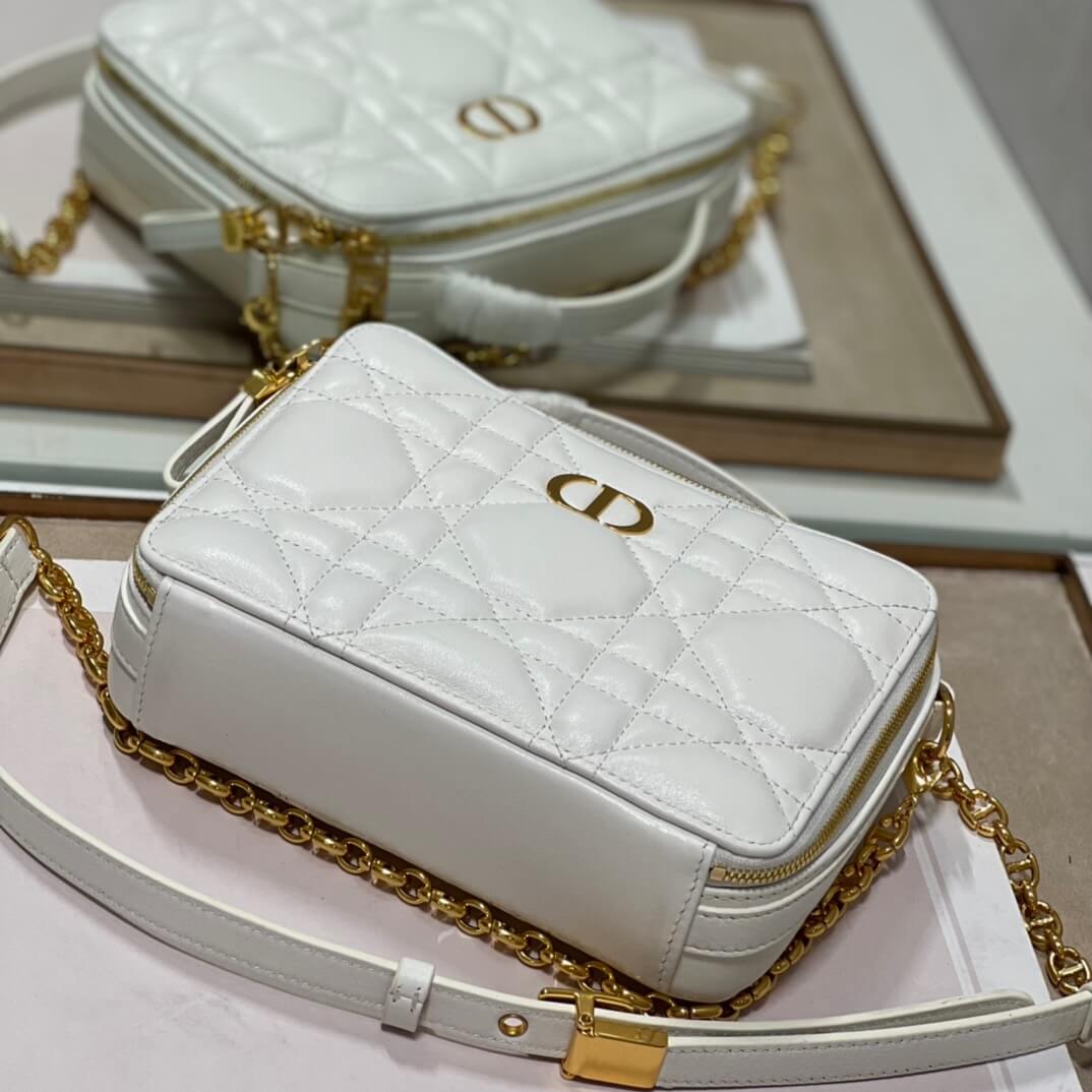 CD Caro Vanity