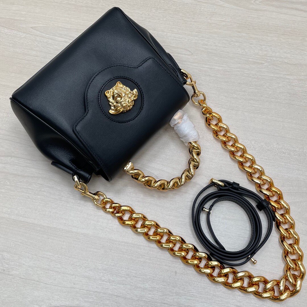VS Medusa