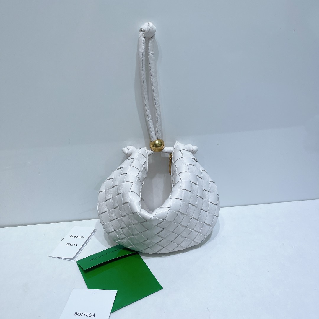 BV Turn Bag