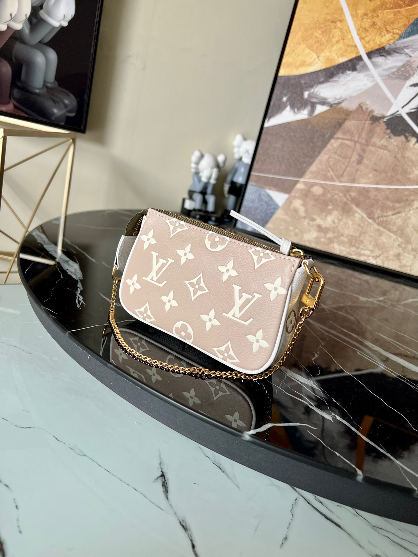 Lv Pochette M81284