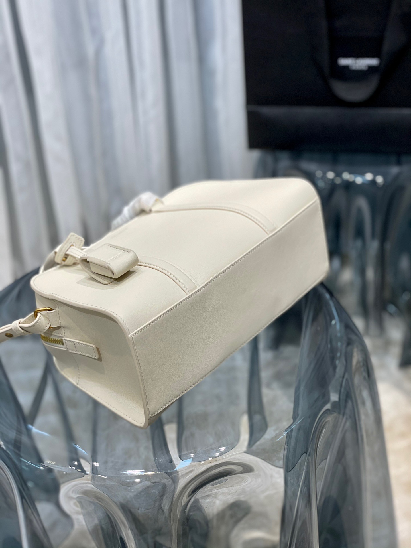 YSL Lock 655008