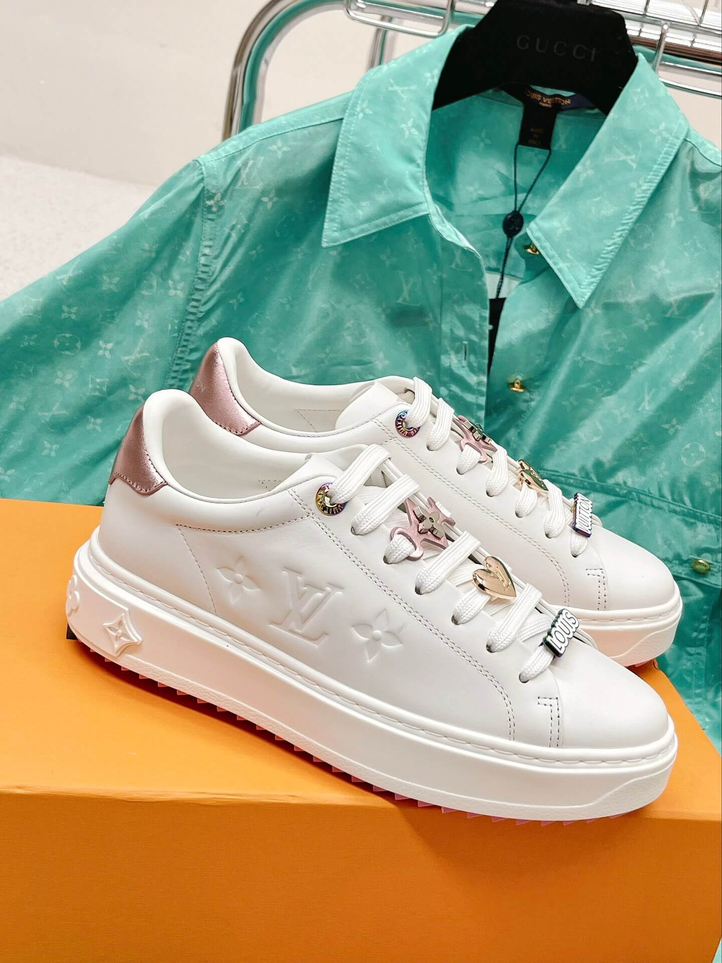LOUIV Sneakers