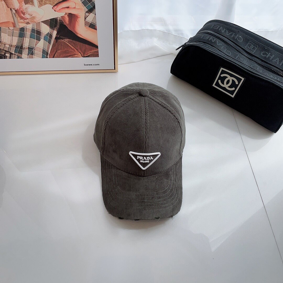 Caps