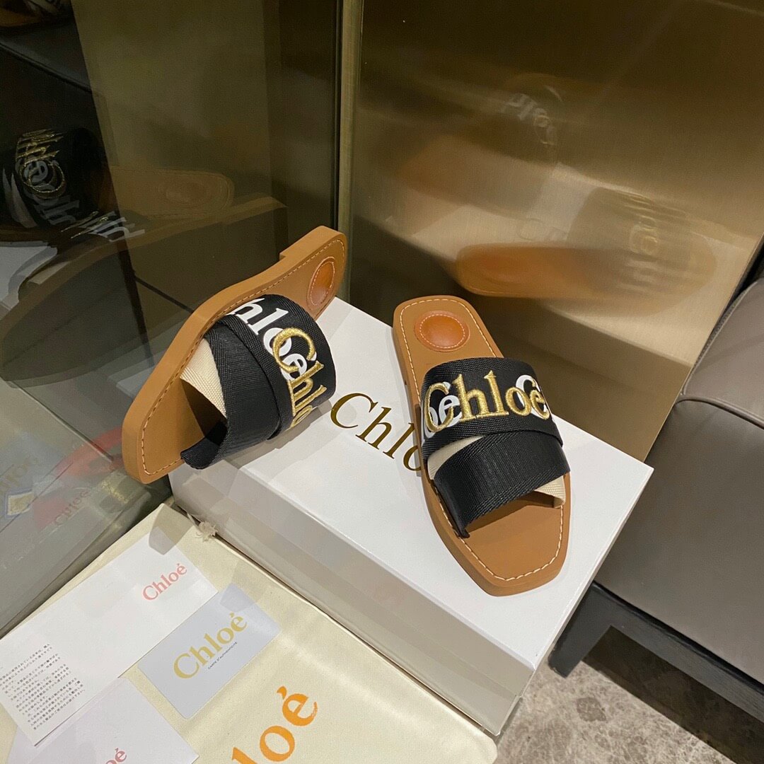Chloe Slides