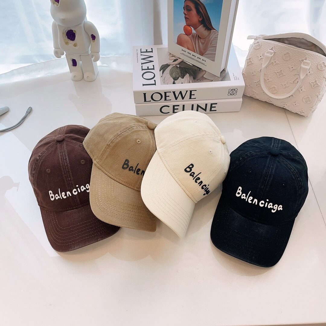 Caps