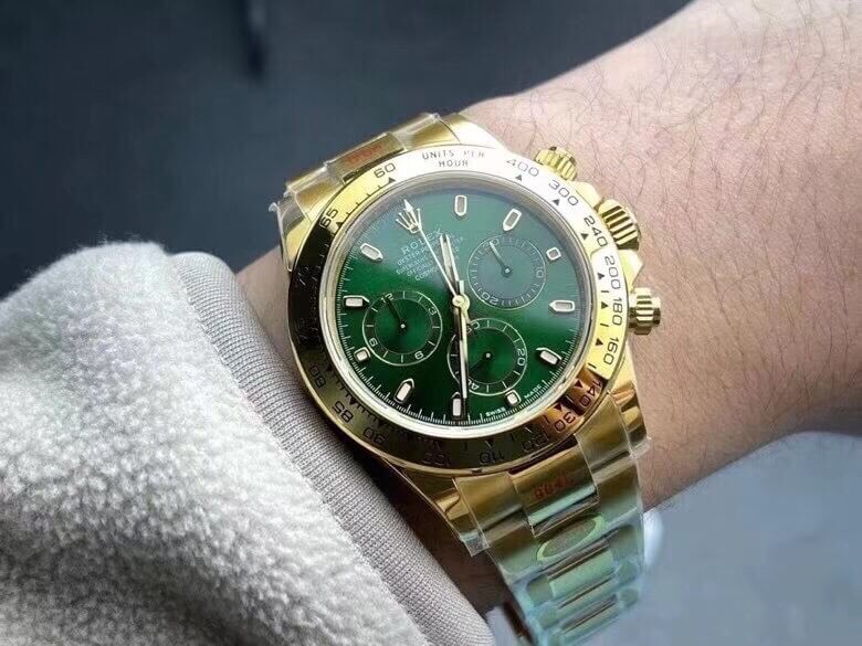Role* Watch