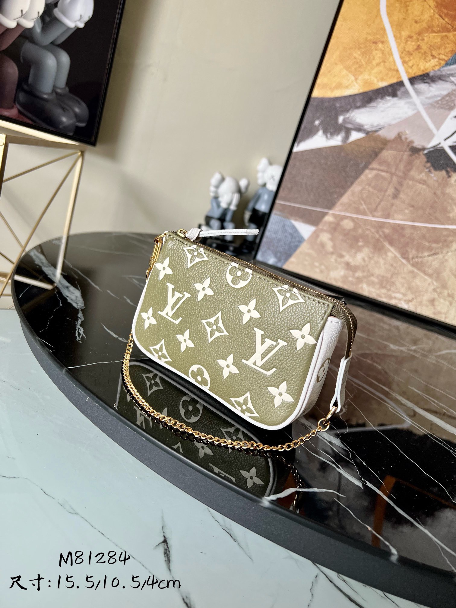 Lv Pochette M81284