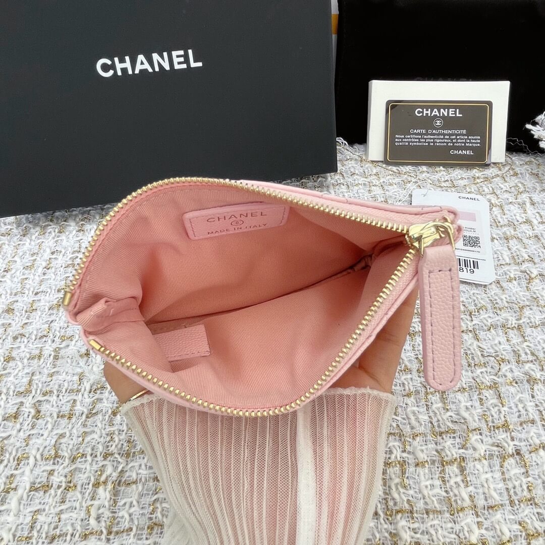 CC Small Pouch 82365
