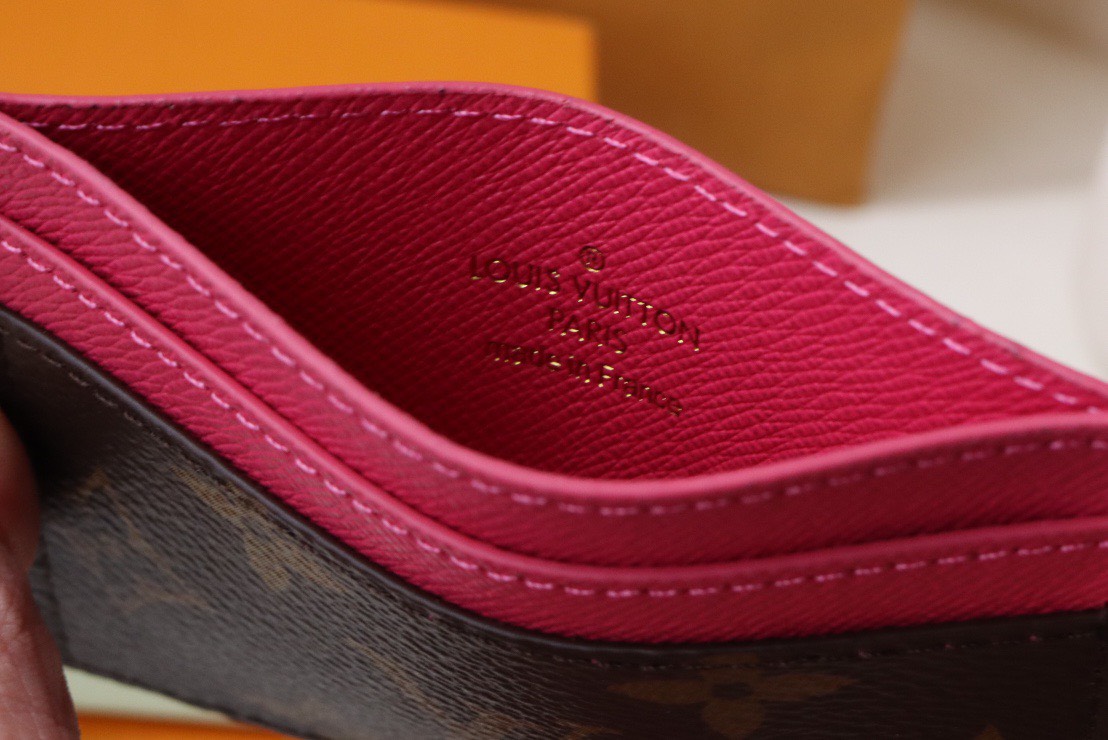 LOUIV Card Holder