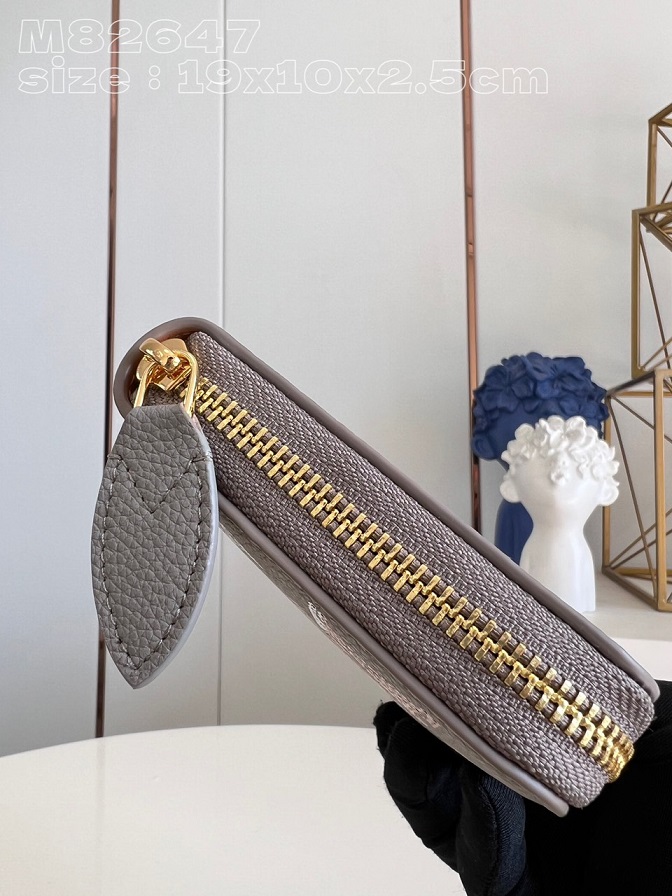 LOUIV Long Wallet