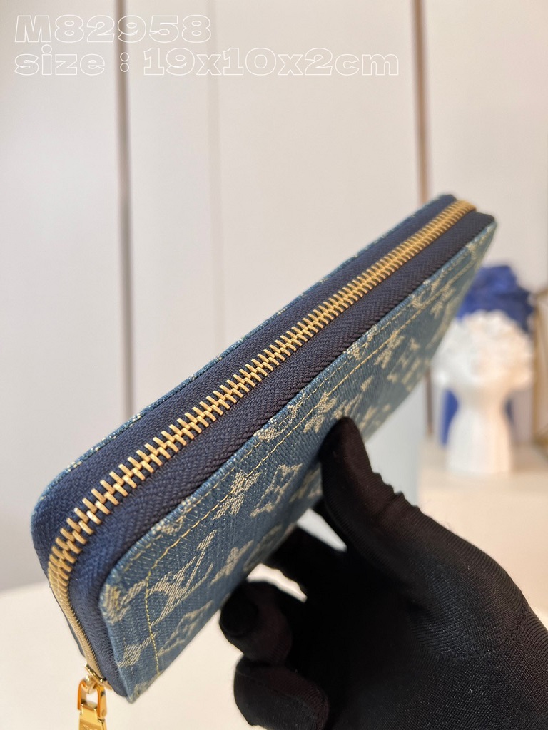 LOUIV Long Wallet Denim
