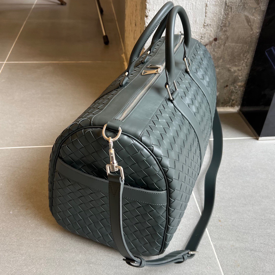 BV Intrecciato Duffle Bag