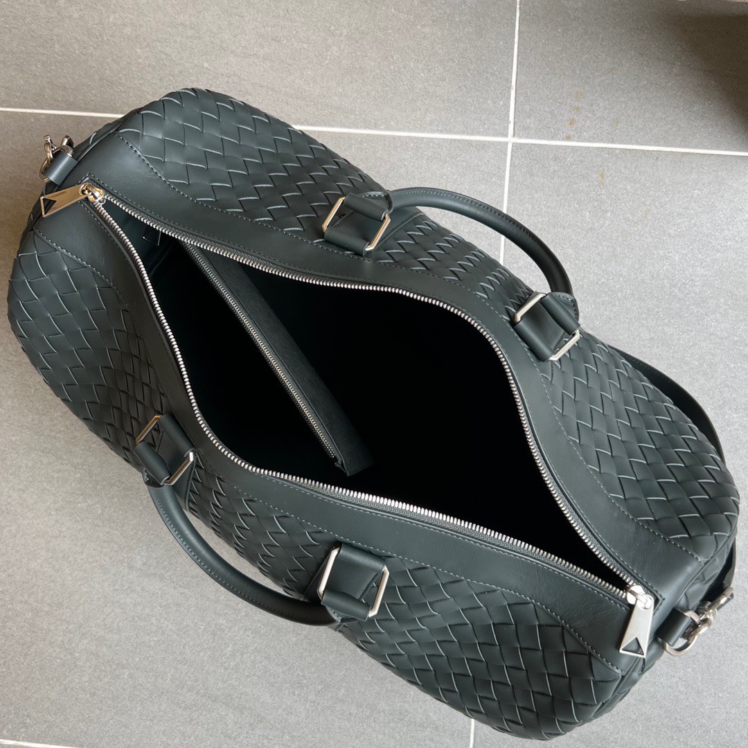 BV Intrecciato Duffle Bag