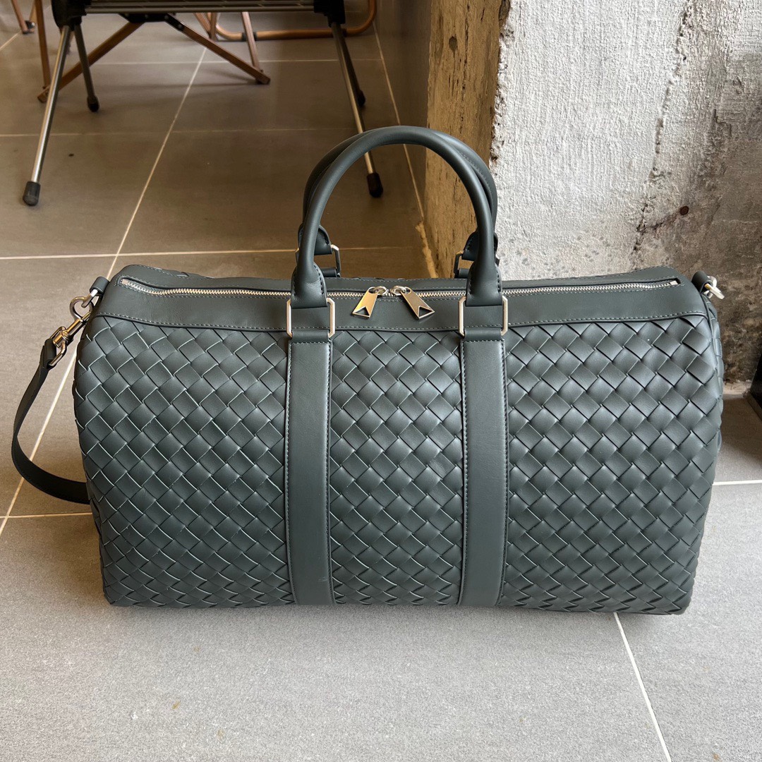 BV Intrecciato Duffle Bag