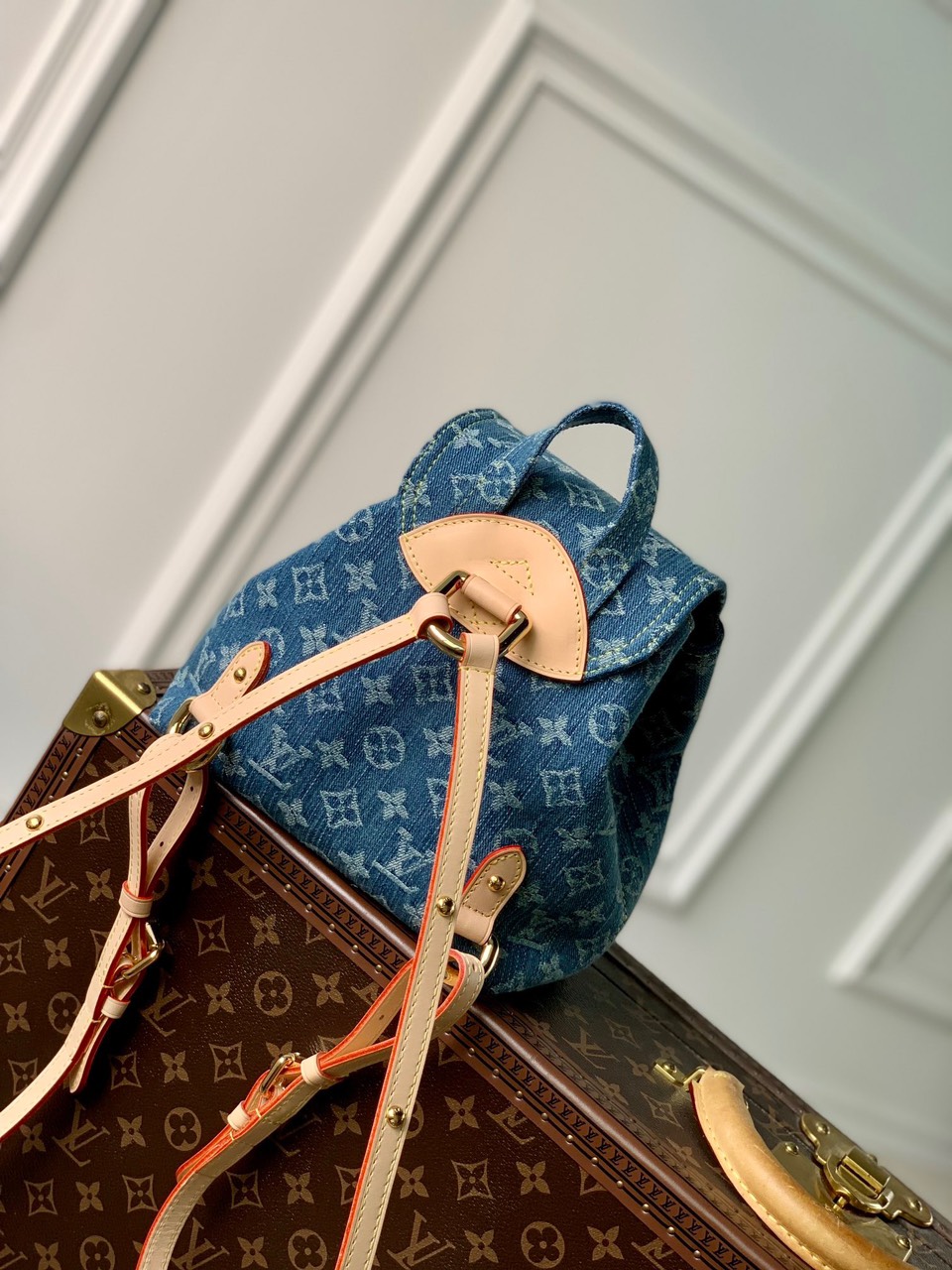 LOUIV Venice Backpack
