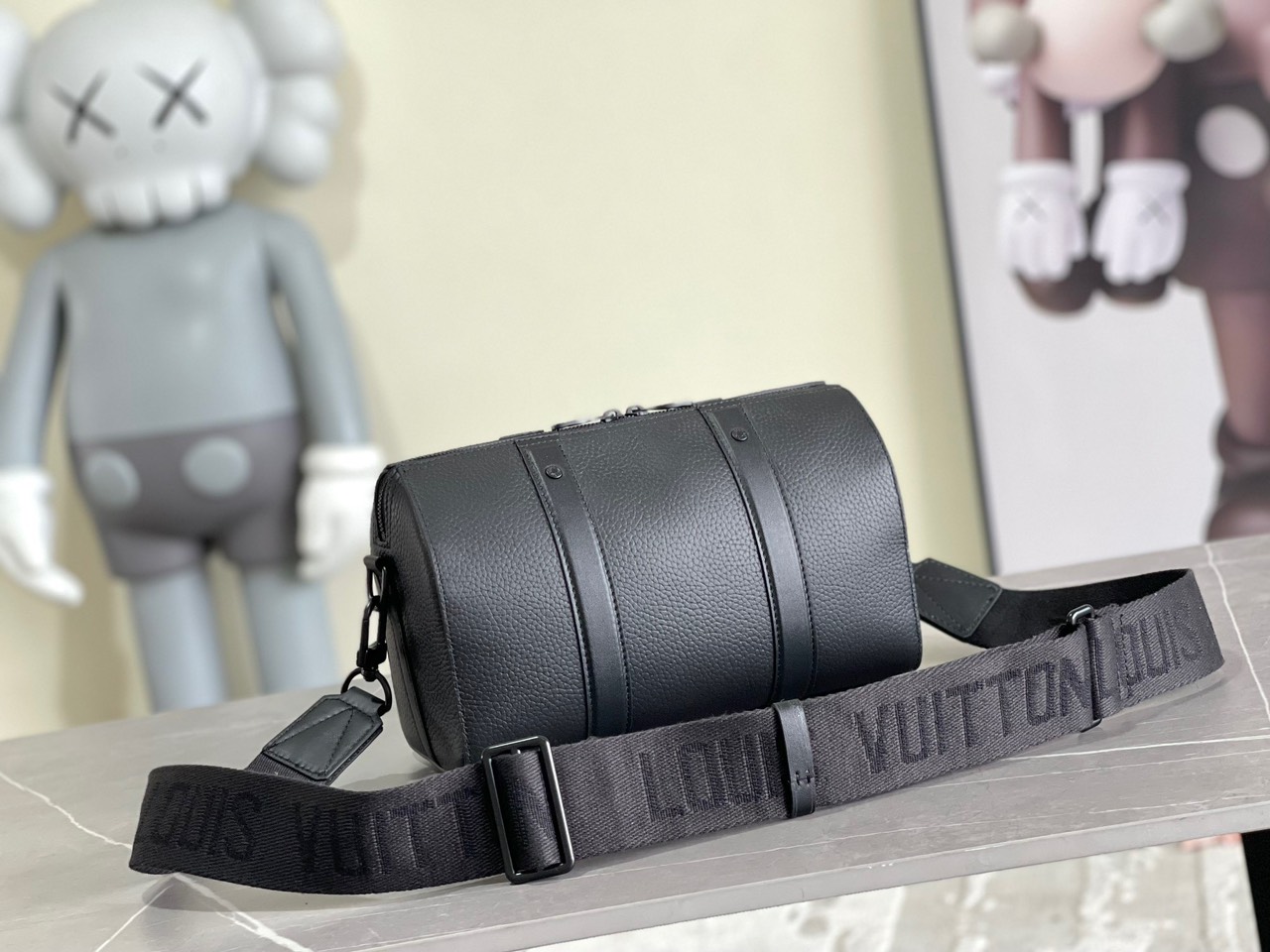 LOUIV City Keepall 25