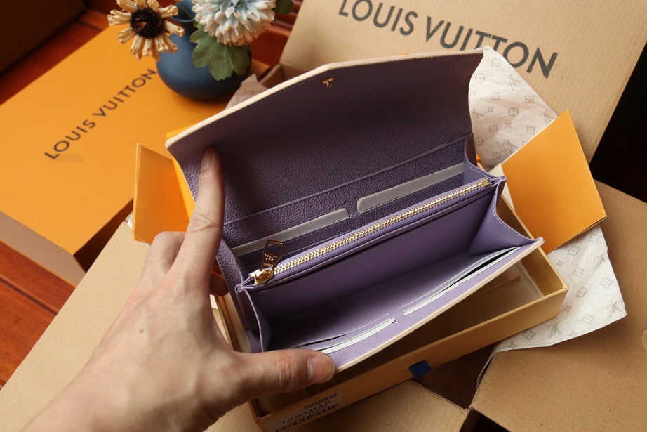 LOUIV Sarah Wallet