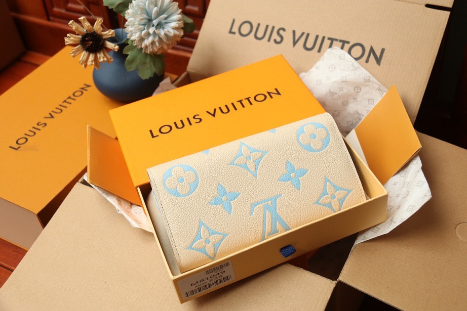 LOUIV Sarah Wallet