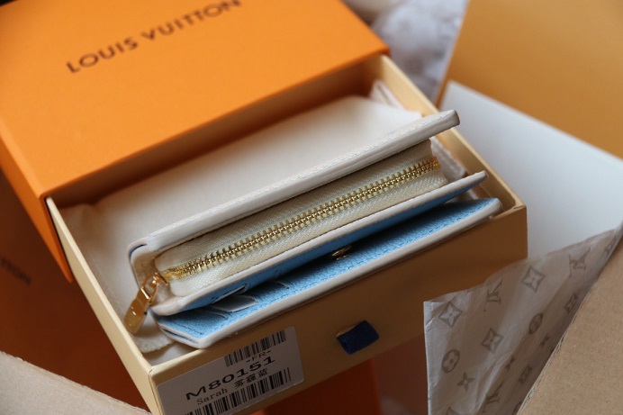 LOUIV Clea Wallet