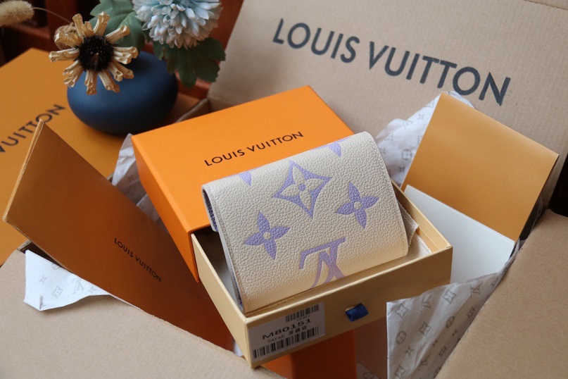 LOUIV Victoria Wallet