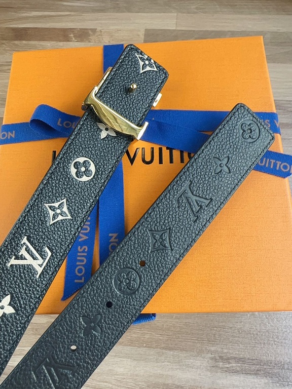 LOUIV Iconic Belt