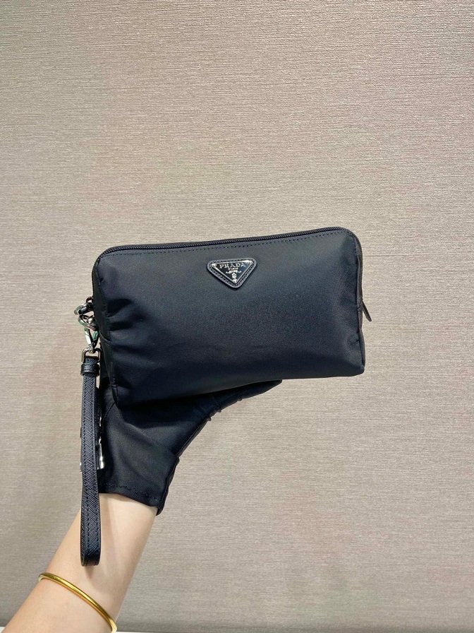 PR Pouch
