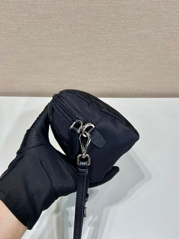 PR Pouch