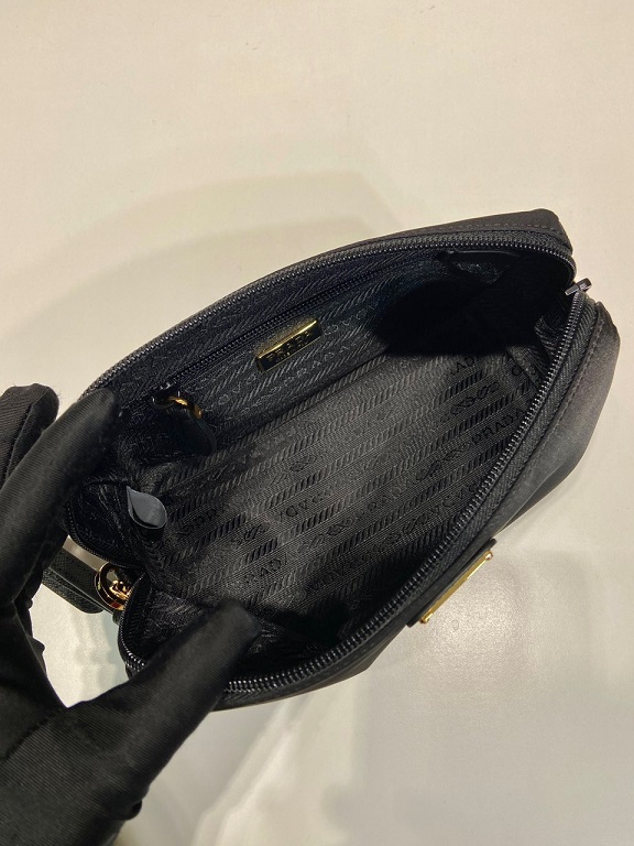 PR Pouch