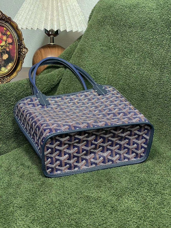 Goya Mini Anjou Leather