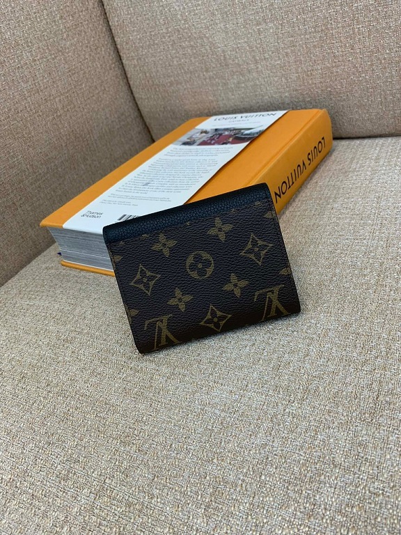 LOUIV On My Side Wallet