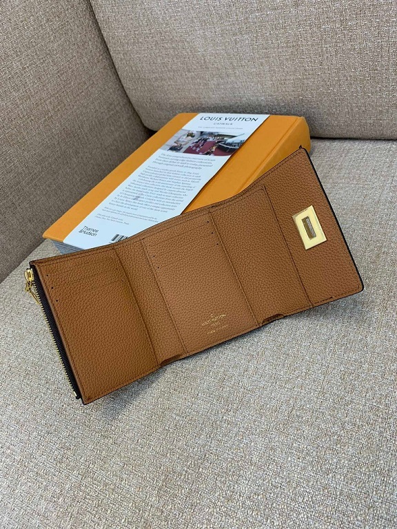 LOUIV On My Side Wallet