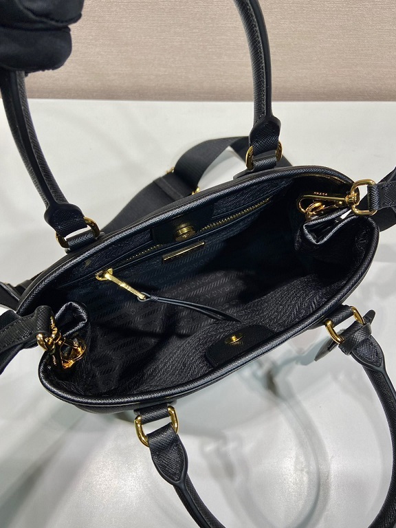PR Nylon Tote 25