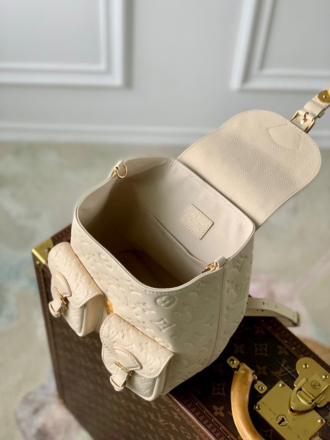 LOUIV Backup Backpack