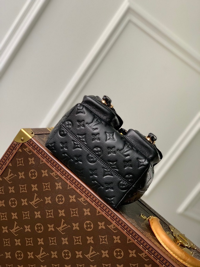 LOUIV Backup Backpack