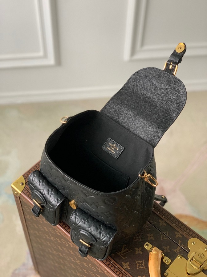LOUIV Backup Backpack