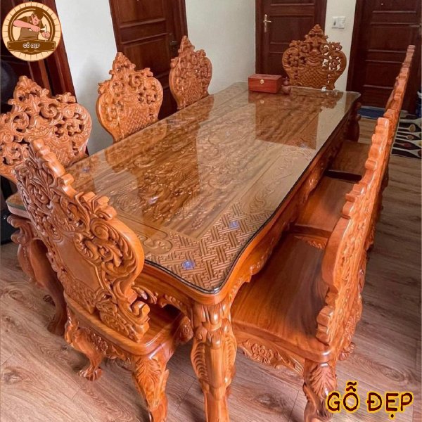 Bàn Ghế Ăn Gỗ Gõ Tự Nhiên BT 256 được nhiều gia đình ưa chuộng 