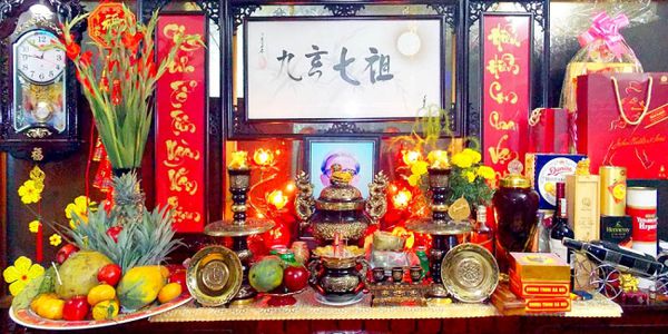 Hướng dẫn cách trang trí bàn thờ cửu huyền thất tổ chuẩn!