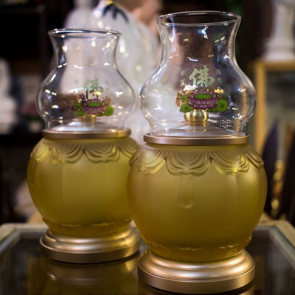 Mẫu đèn dầu lưu ly tuyệt đẹp