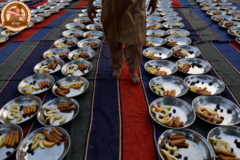 Người Hồi Giáo đang thực hiện ăn chay tháng Ramadan