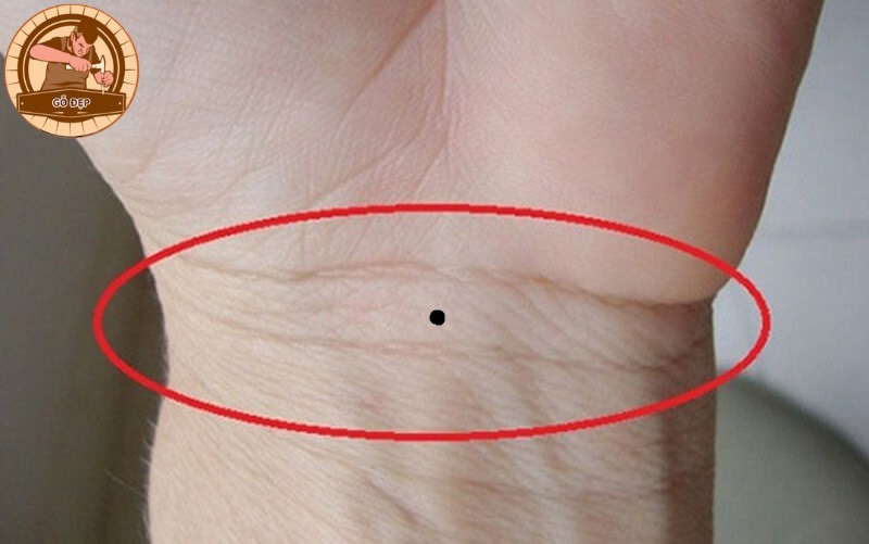 Nốt ruồi ở vòng cổ tay có ý nghĩa gì?