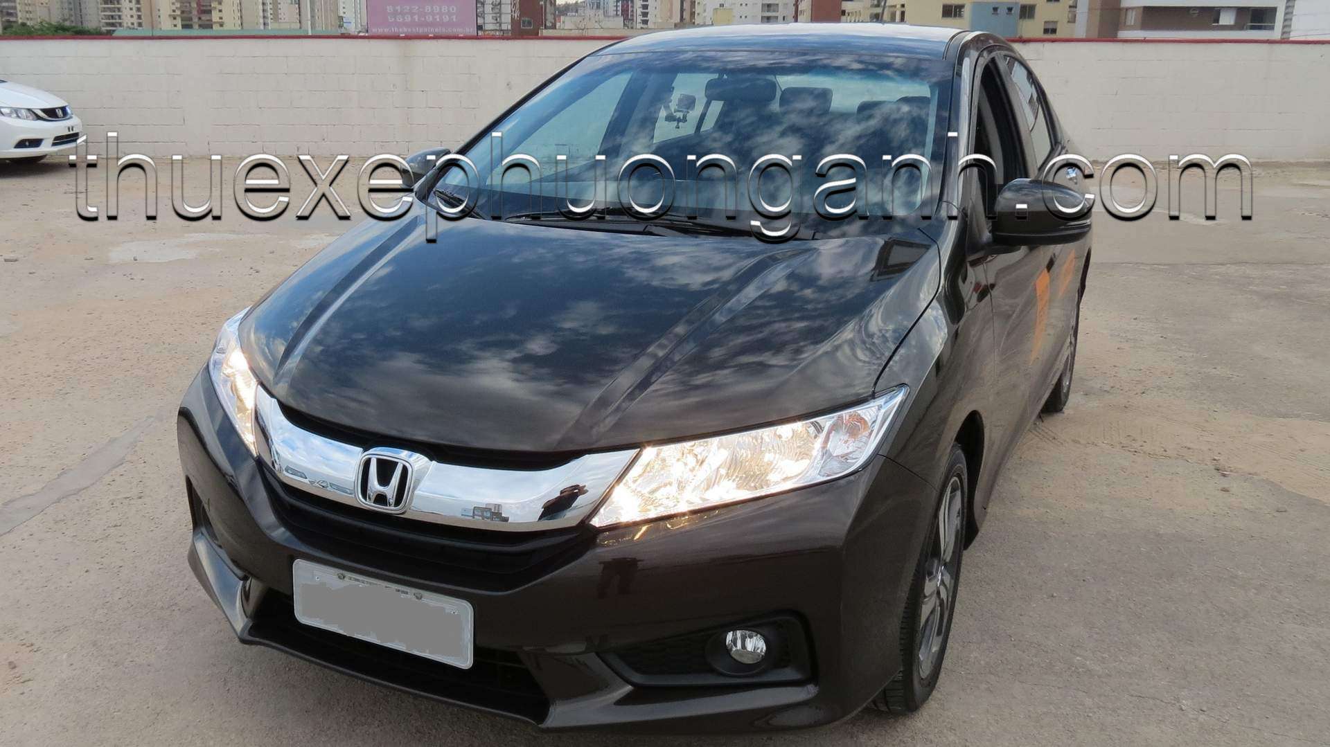 bang-gia-thue-xe-4-cho-co-lai-tai-ha-noi-uy-tin-chuyen-nghiep