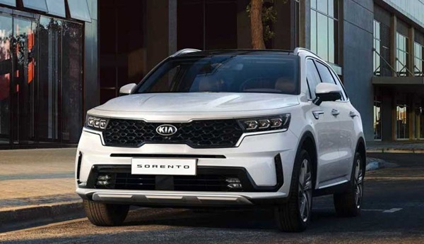 Chiều cao xe 7 chỗ của dòng xe Kia Sorento đến từ Hàn Quốc