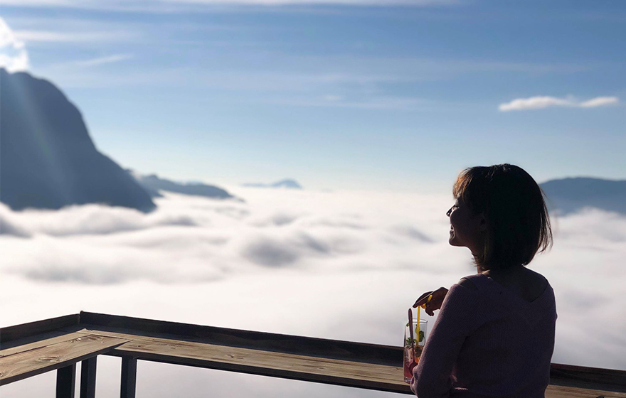 5-quan-cafe-view-dep-ngam-may-o-sapa