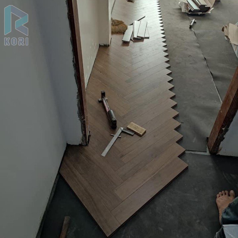 Sàn gỗ xương cá công nghiệp