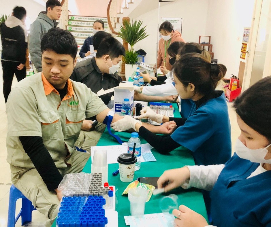 Công ty TNHH dụng cụ công nghiệp HTV tổ chức khám sức khỏe định kỳ cho cán bộ công nhân viên
