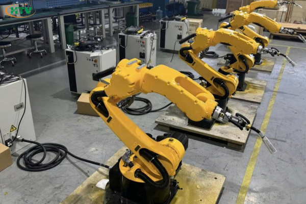 Ưu điểm vượt trội của robot hàn so với hàn thủ công?